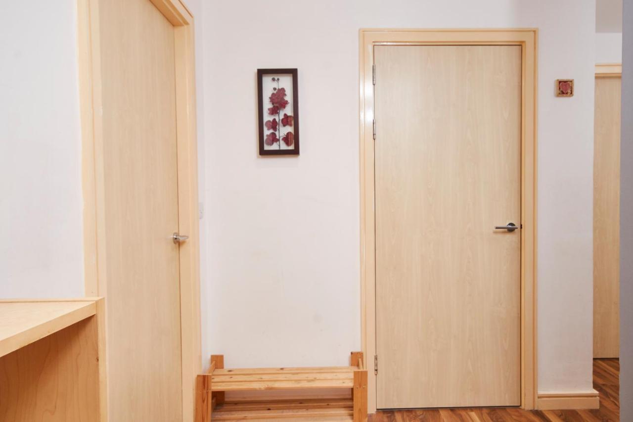 Stylish Manchester Gem - Sleeps 10! Екстериор снимка